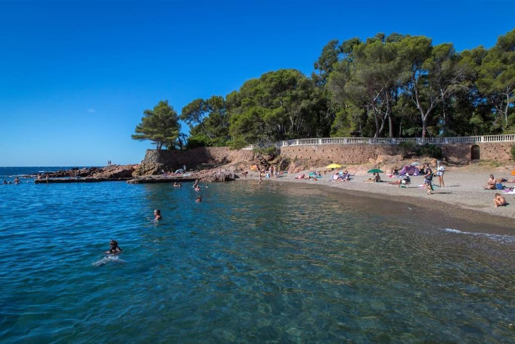 Studio Bord De Mer Boulouris A Saint Raphael 外观 照片